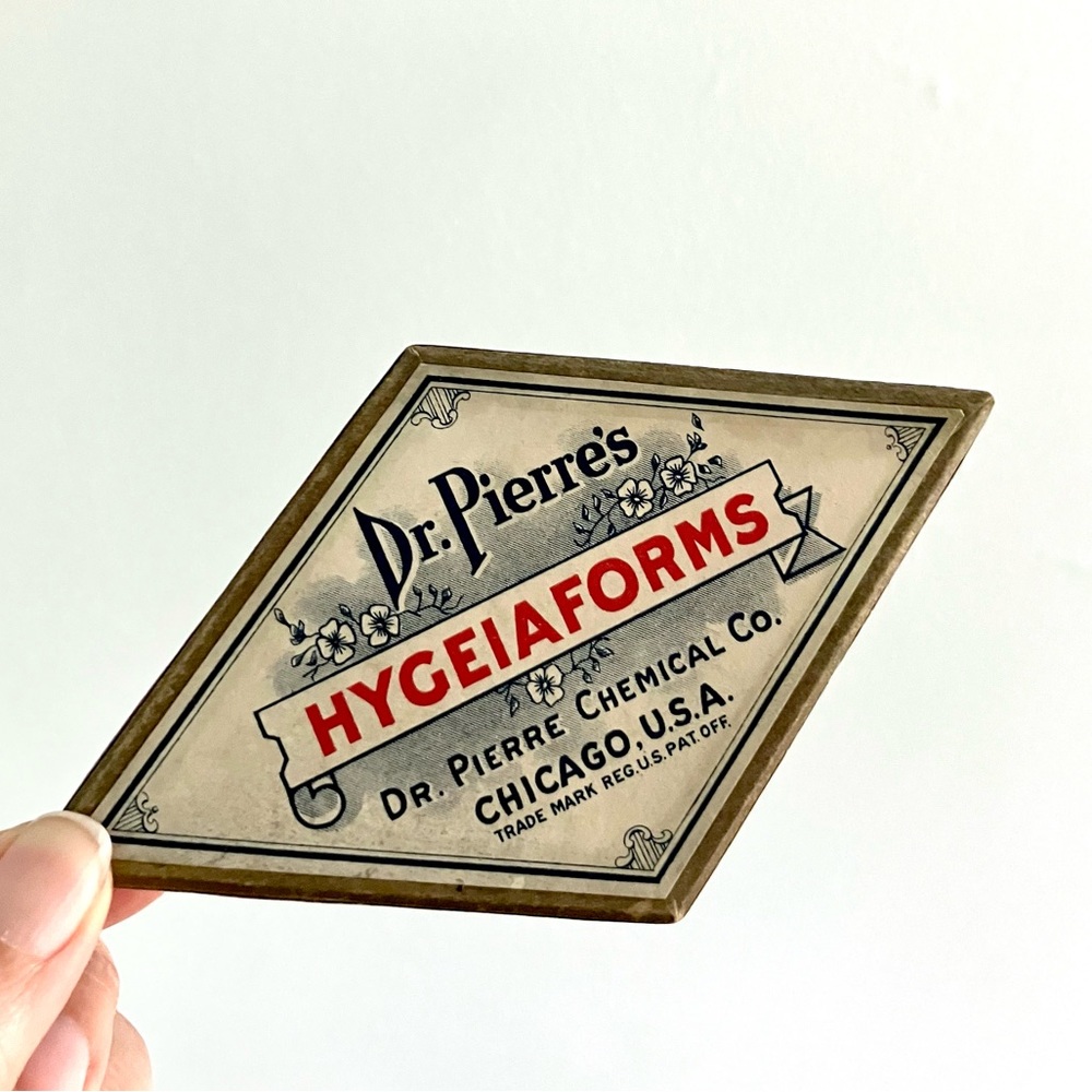 Vintage 20’s Dr Pierre’s Hygeaforms Diamond box shelf decor